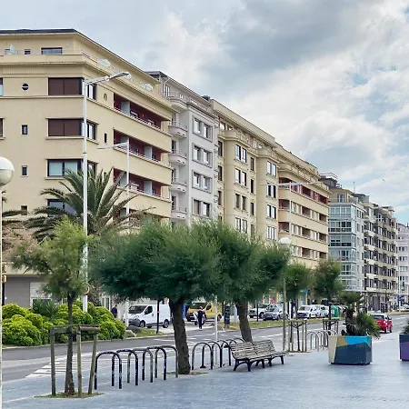 Lägenhet Zinemaldi By Feelfree *